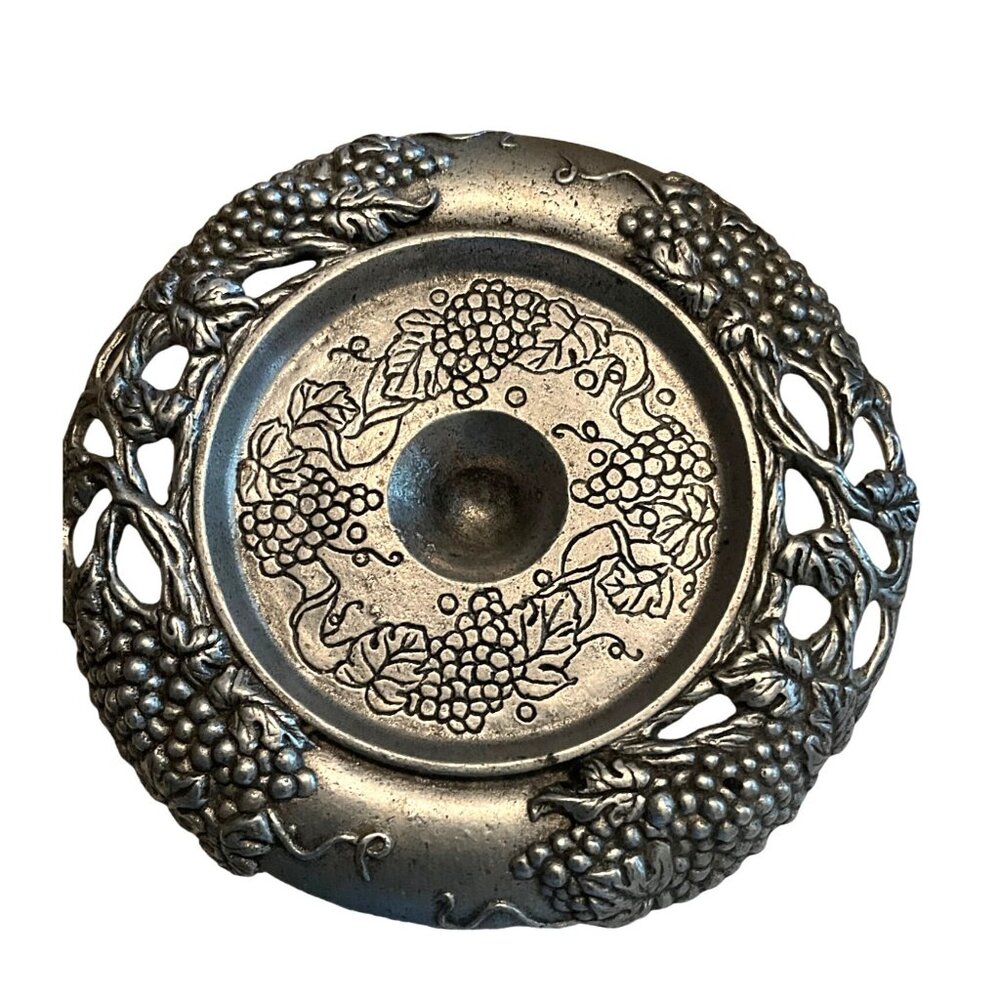 Vintage Carson Statesmetal Grape‎ Vine Candle Holder Pillar Approximately 2.5"
